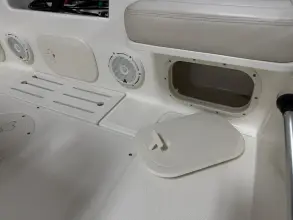 Thumbnail von Boston Whaler 170 Montauk