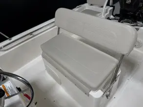 Thumbnail von Boston Whaler 170 Montauk