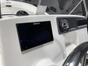 Thumbnail von Boston Whaler 170 Montauk