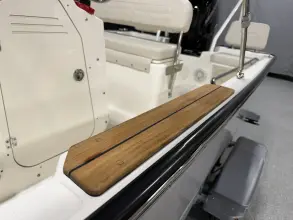 Thumbnail von Boston Whaler 170 Montauk