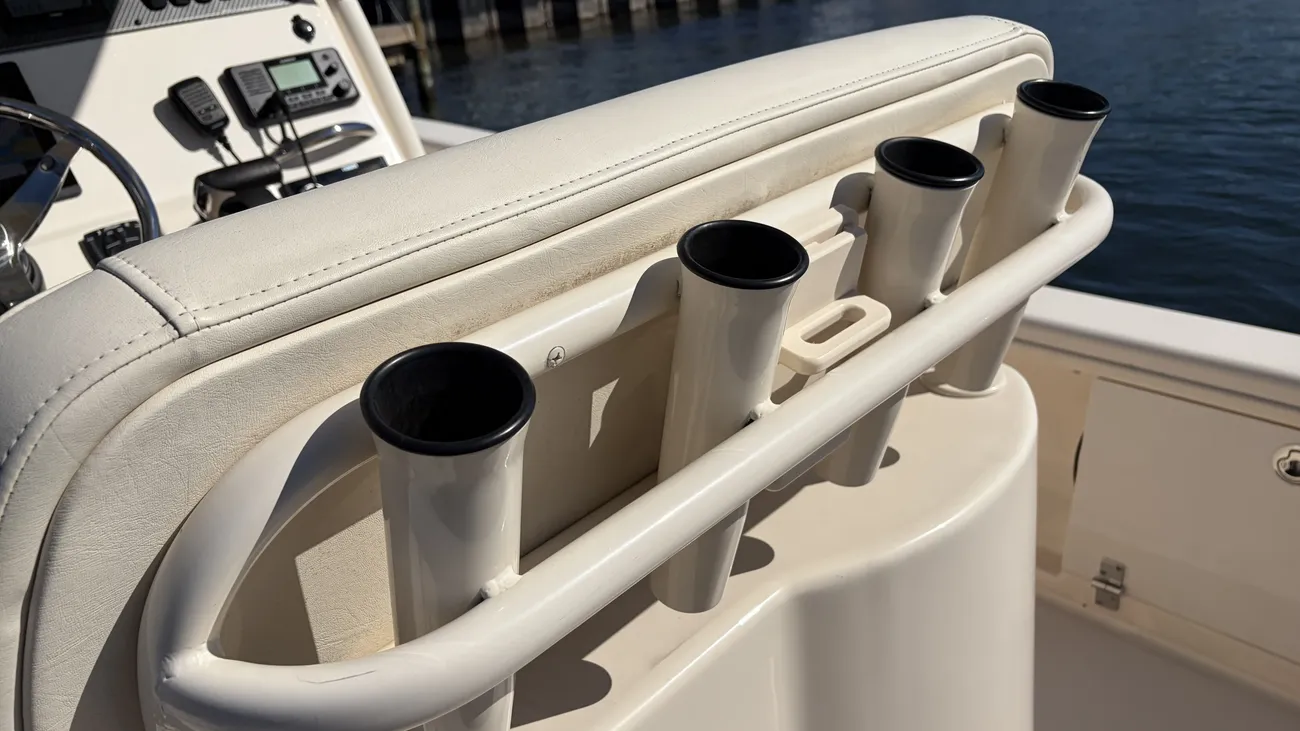 Thumbnail von Grady White 251 CE