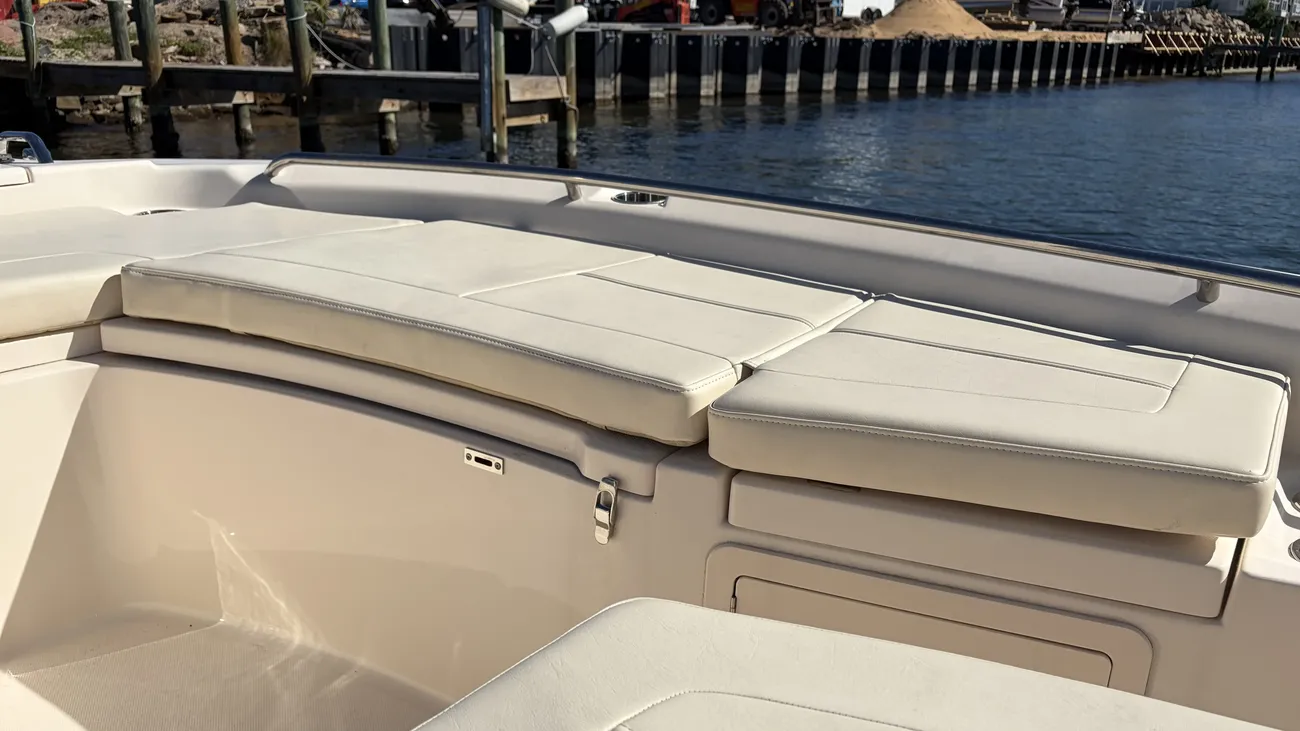 Thumbnail von Grady White 251 CE