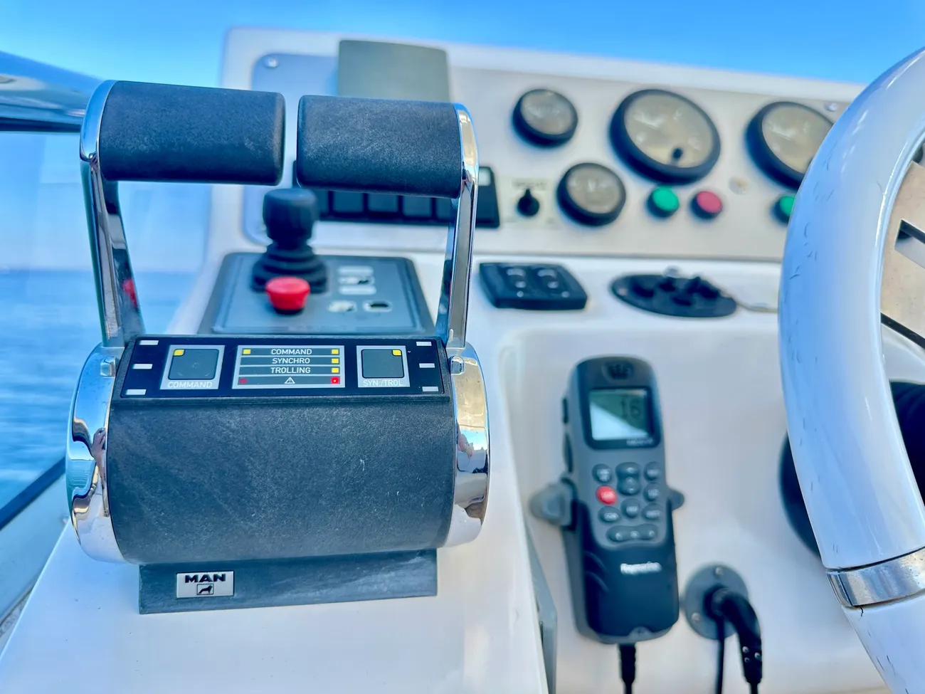 Thumbnail von Azimut Fly 53