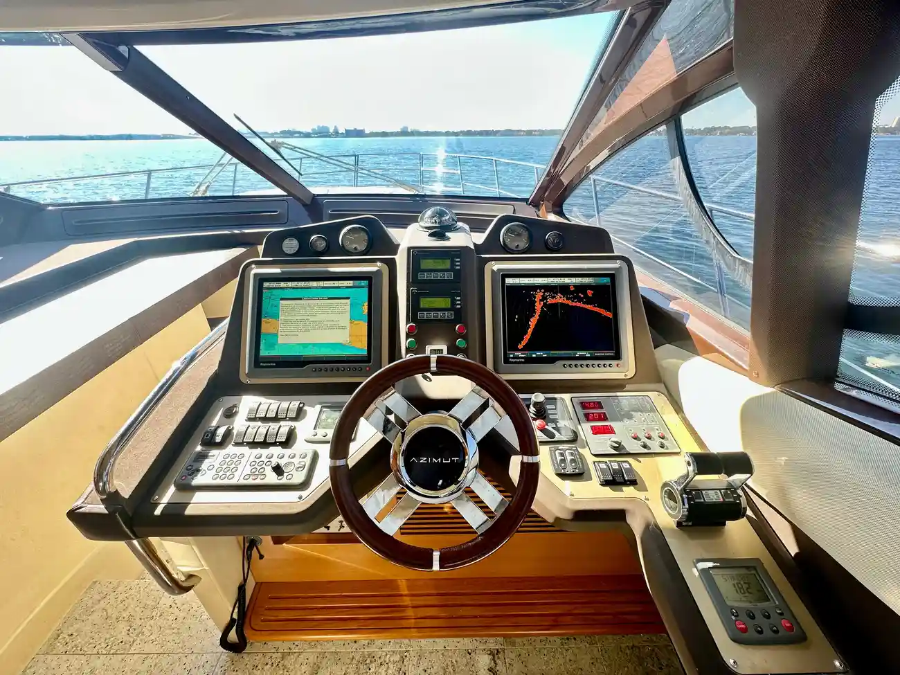 Thumbnail von Azimut Fly 53