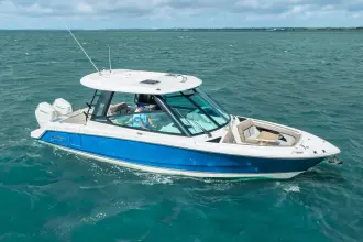 Thumbnail von Boston Whaler 330 Vantage