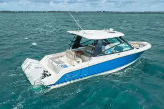 Thumbnail von Boston Whaler 330 Vantage