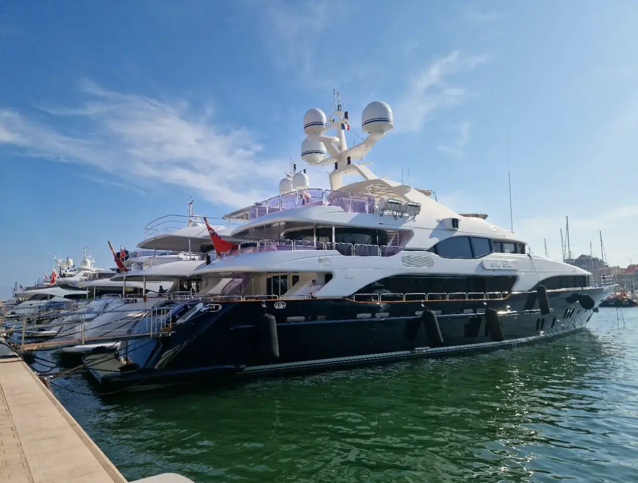 Thumbnail von Benetti Vision 145 MY SISA