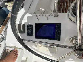 Thumbnail von Beneteau Oceanis 45 Anchor management