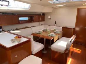 Thumbnail von Beneteau Oceanis 54 LA LICORNE