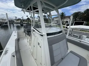 Thumbnail von Boston Whaler 230 Outrage