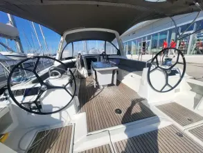 Thumbnail von Beneteau Oceanis 48
