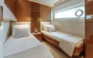 Thumbnail von Custom Line 120 EROLIA