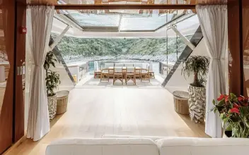 Thumbnail von Custom Line 120 EROLIA