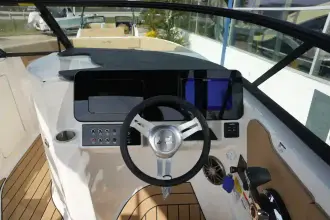 Thumbnail von Sea Ray SDX 230