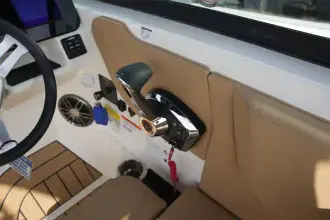 Thumbnail von Sea Ray SDX 230