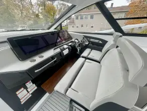 Thumbnail von Cruisers Yachts 50 GLS OB