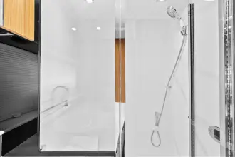 Thumbnail von Cruisers Yachts 50 GLS OB