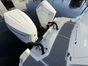 Thumbnail von Sea Ray 320 Sundancer Outboard