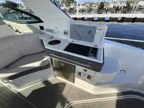 Thumbnail von Sea Ray 320 Sundancer Outboard