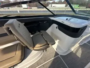 Thumbnail von Sea Ray SLX 260