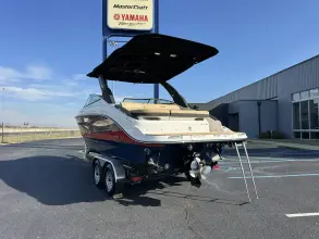 Thumbnail von Sea Ray SLX 260