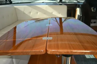 Thumbnail von Tiara Yachts 44 Coupe Přítomný čas