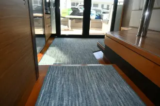 Thumbnail von Tiara Yachts 44 Coupe Přítomný čas