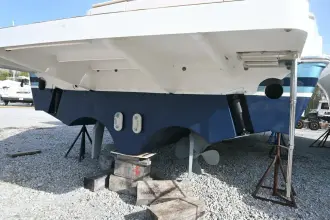 Thumbnail von Tiara Yachts 44 Coupe Přítomný čas