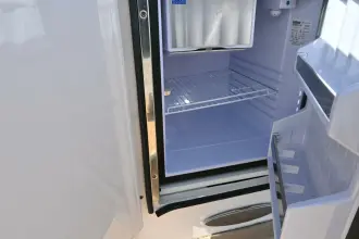 Thumbnail von Tiara Yachts 44 Coupe Přítomný čas