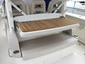 Thumbnail von ボストン・ホエラー 380アウトレイジ