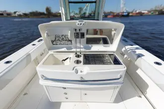 Thumbnail von Boston Whaler 320 Outrage