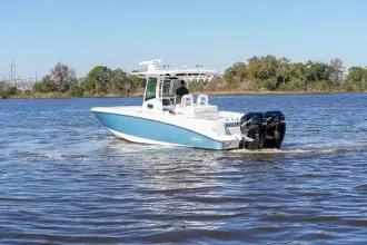 Thumbnail von Boston Whaler 320 Outrage