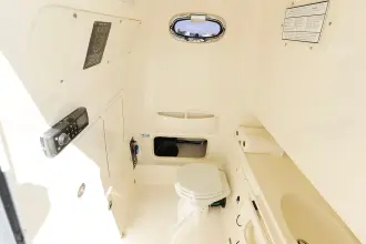 Thumbnail von Boston Whaler 320 Outrage