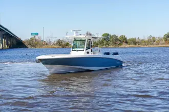 Thumbnail von Boston Whaler 320 Outrage