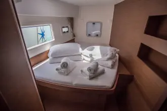 Thumbnail von Lagoon 42 Ariel 3