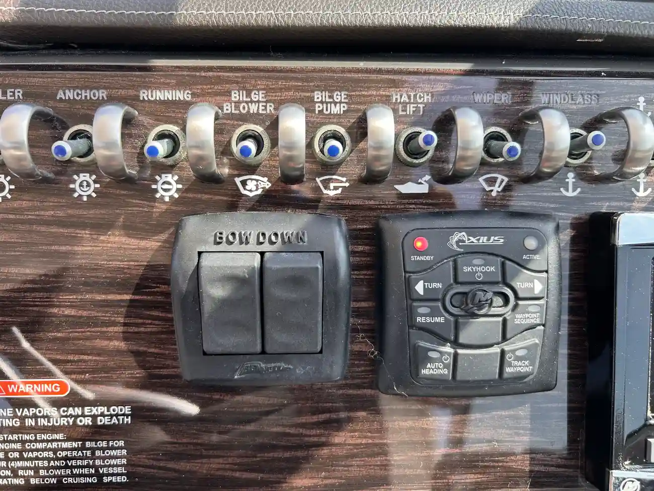 Thumbnail von Sea Ray 350 Sundancer