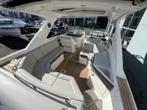 Thumbnail von Sea Ray SLX 310 Hors-bord