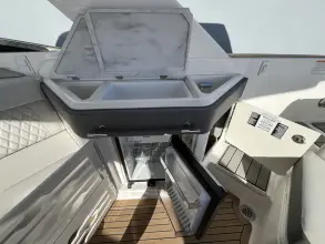 Thumbnail von Sea Ray SLX 310 Hors-bord