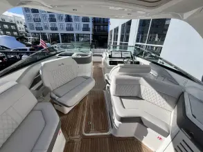 Thumbnail von Sea Ray SLX 310 Hors-bord