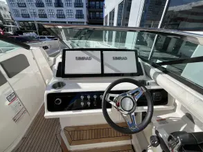 Thumbnail von Sea Ray SLX 310 Hors-bord