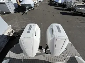 Thumbnail von Sea Ray SLX 310 Hors-bord