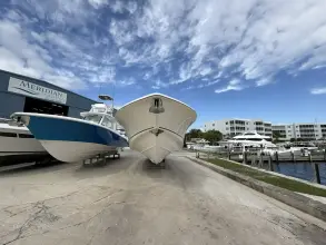 Thumbnail von ボストン・ホエラー 370アウトレイジ