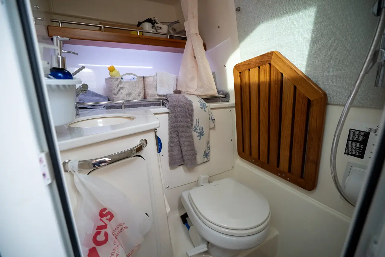 Thumbnail von Boston Whaler 350 Realm