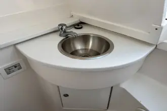 Thumbnail von Intrepid 400 Cuddy