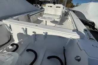 Thumbnail von Intrepid 400 Cuddy