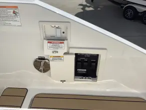 Thumbnail von Sea Ray SLX 310