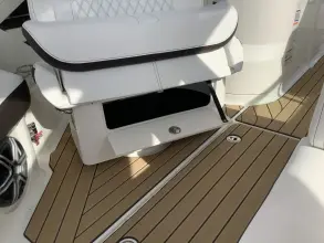 Thumbnail von Sea Ray SLX 310