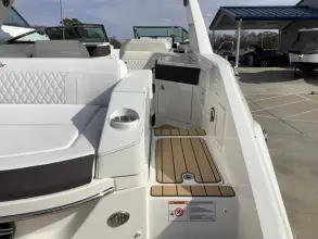 Thumbnail von Sea Ray SLX 310
