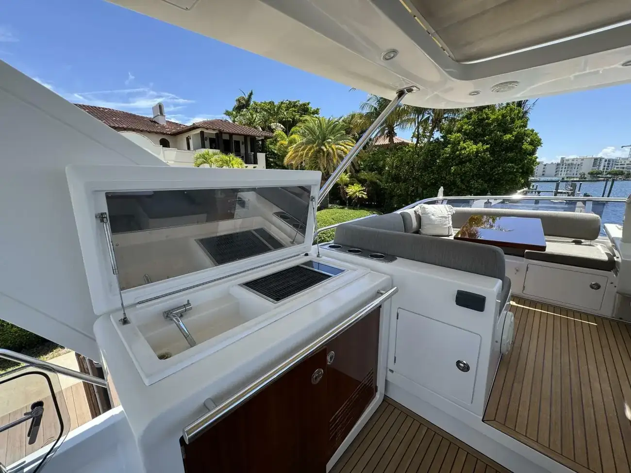 Thumbnail von Azimut 66