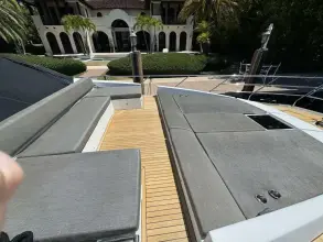 Thumbnail von Azimut 66